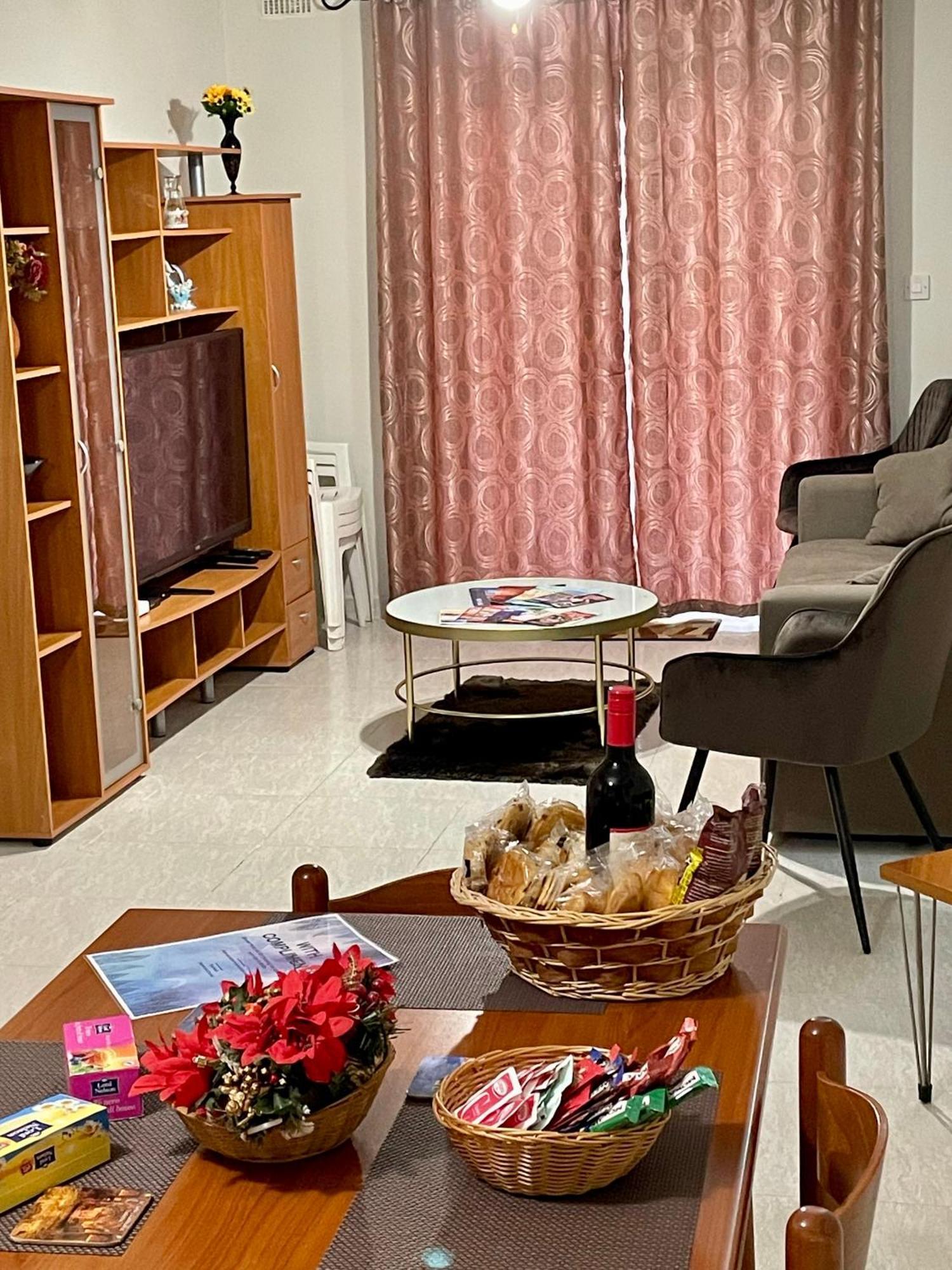 Regent Court - 3 Bedroom Apartment Within Walking Distance From Seafront San Pawl il-Baħar Extérieur photo