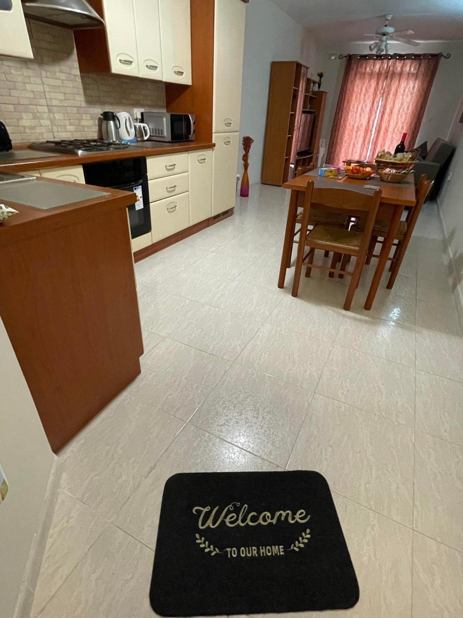 Regent Court - 3 Bedroom Apartment Within Walking Distance From Seafront San Pawl il-Baħar Extérieur photo